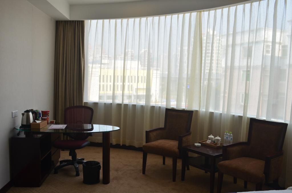 Zhuhai Platinum Holiday Hotel Camera foto