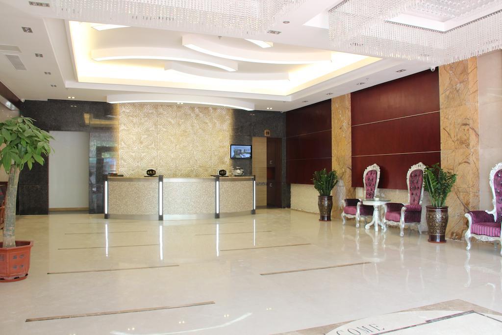 Zhuhai Platinum Holiday Hotel Esterno foto