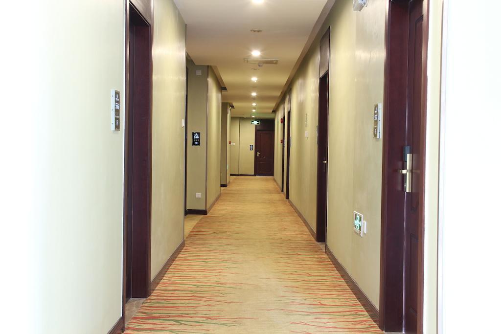 Zhuhai Platinum Holiday Hotel Esterno foto